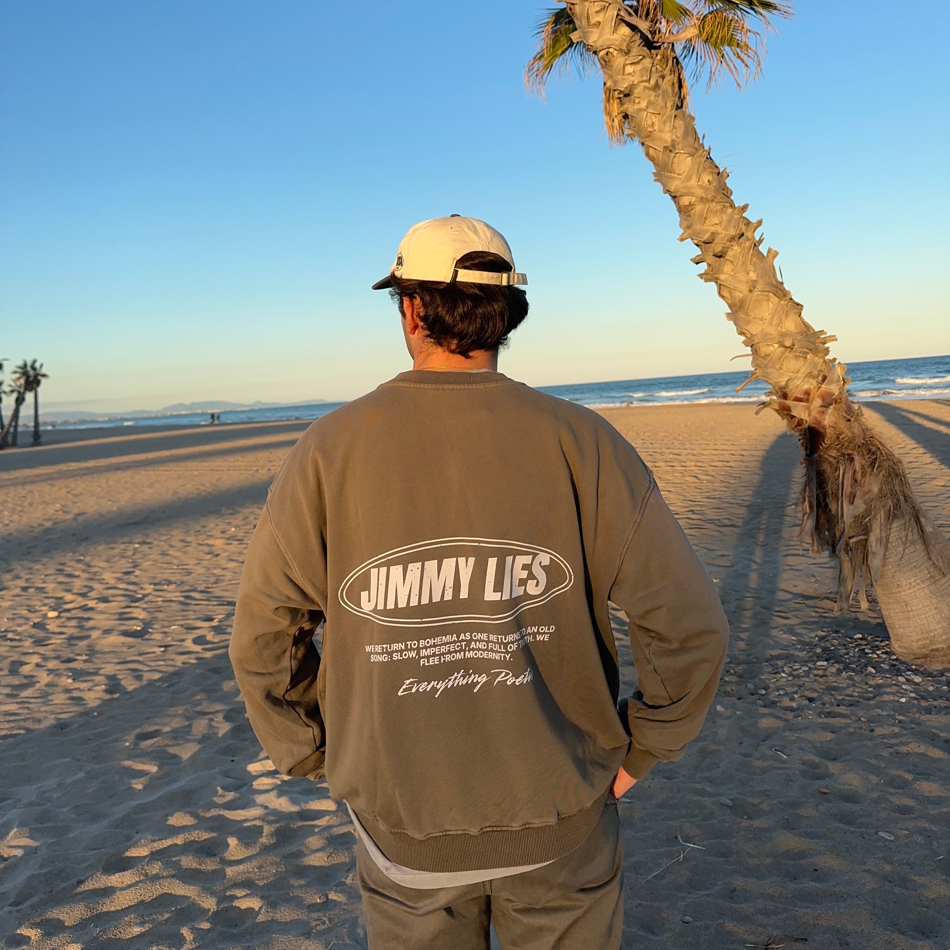 RETRO GREEN CREWNECK