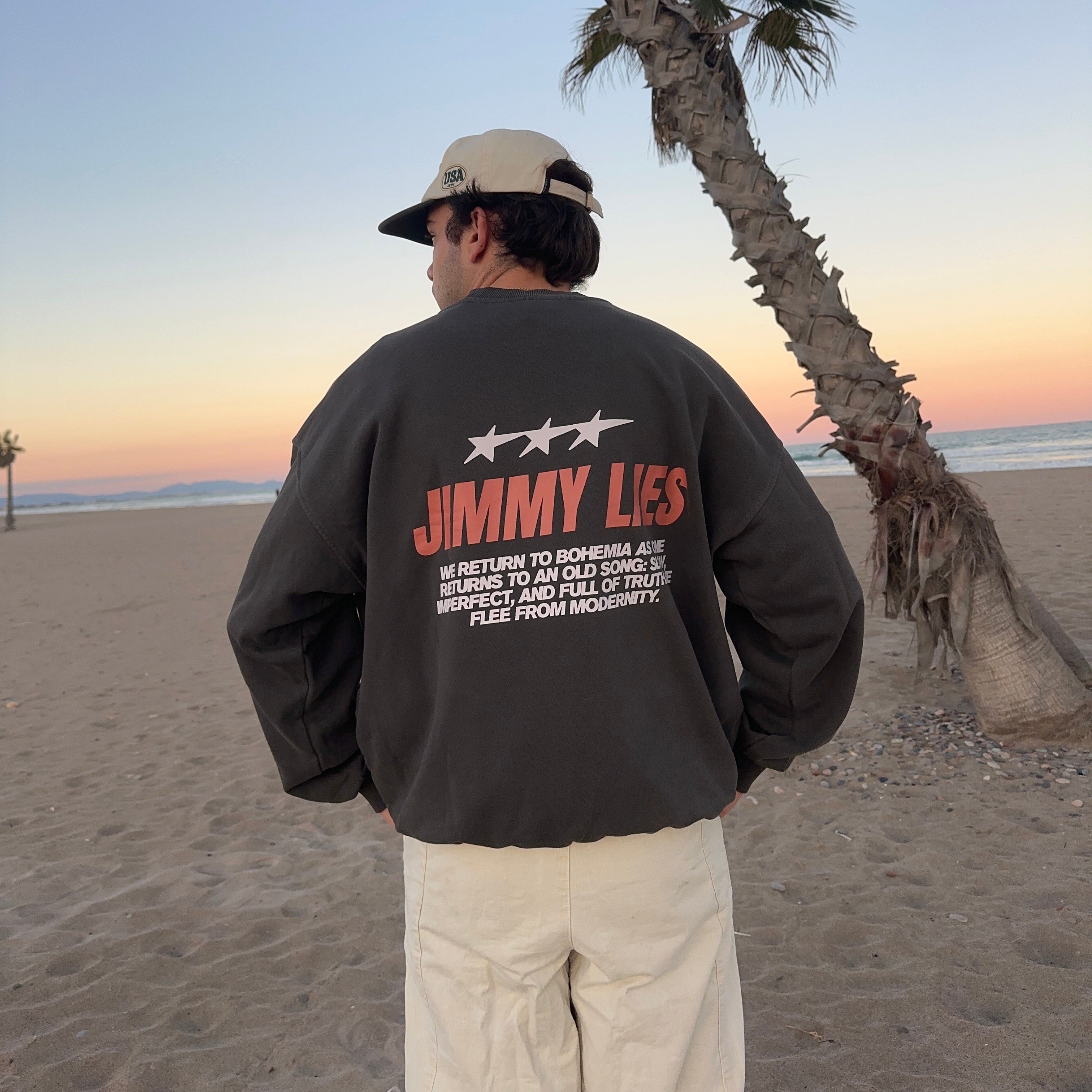 GREY VINTAGE CREWNECK