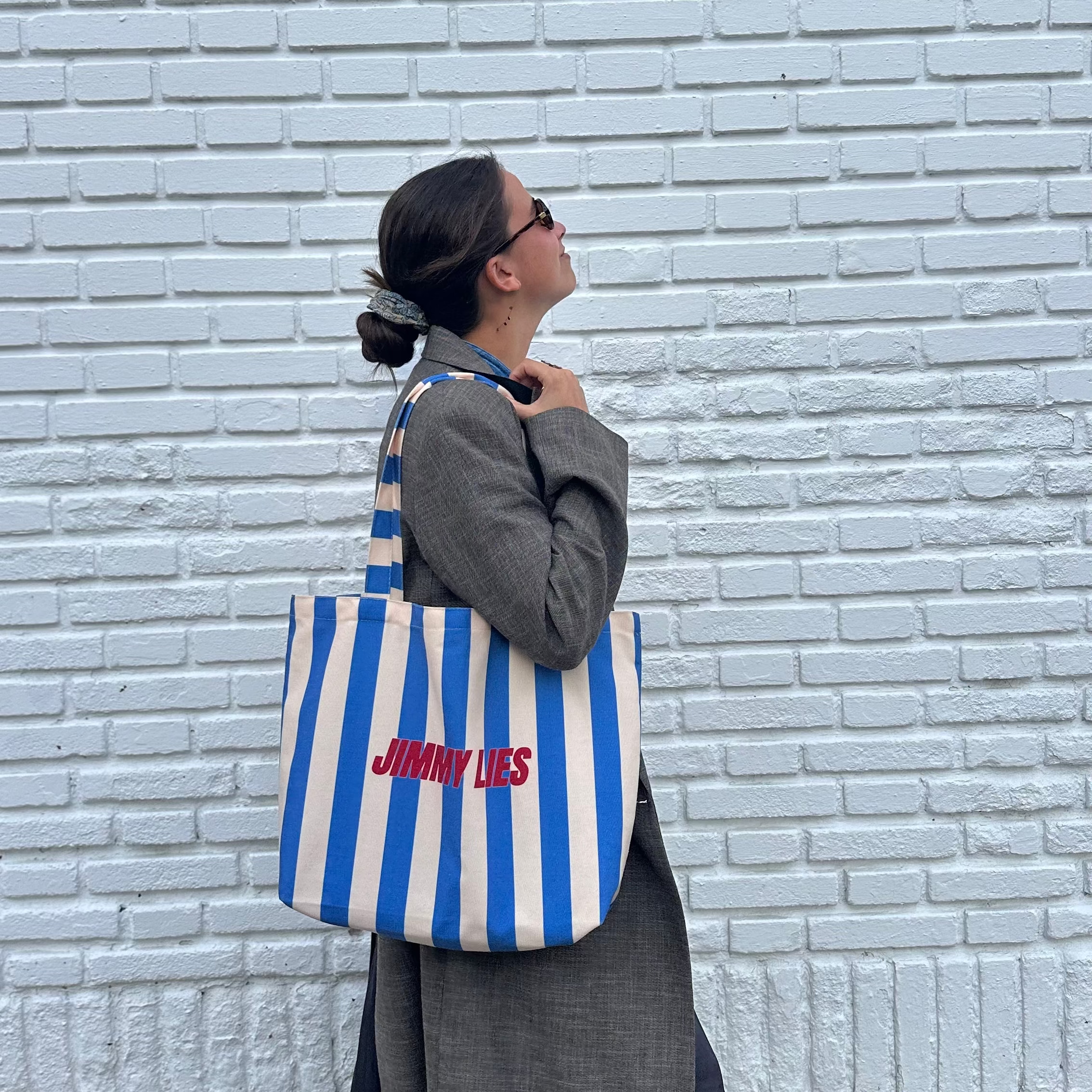 NAVY TOTE BAG