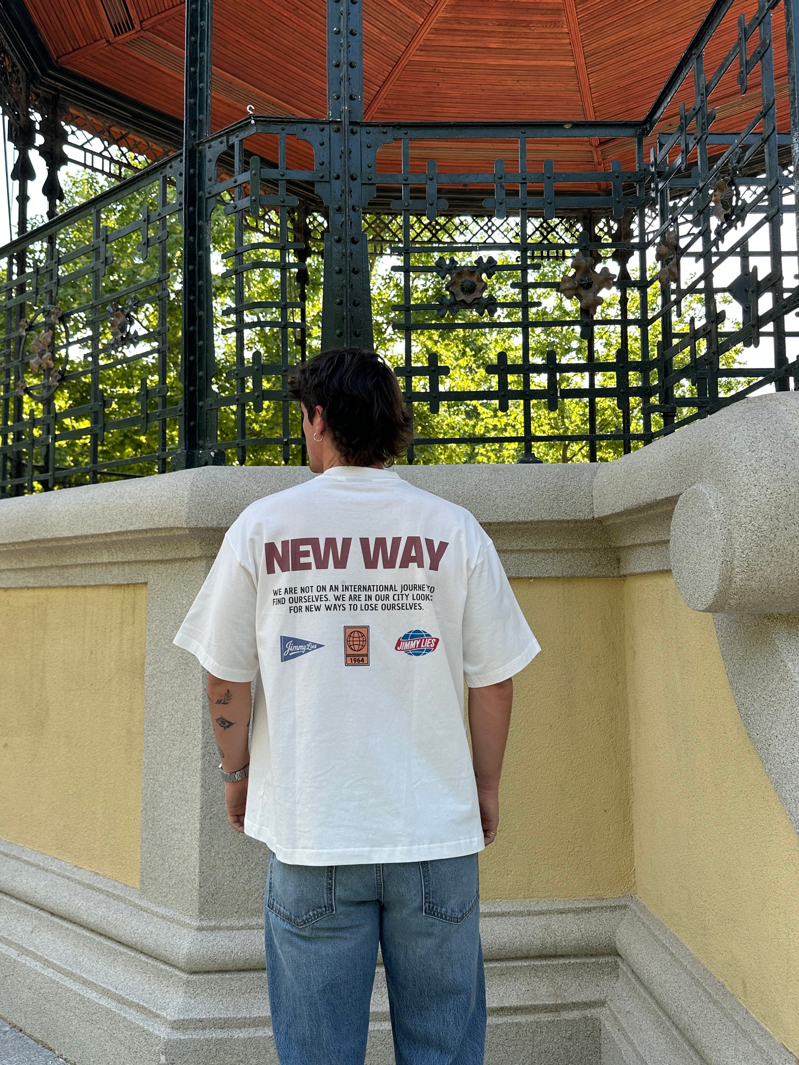 RETRO PATCHES TEE