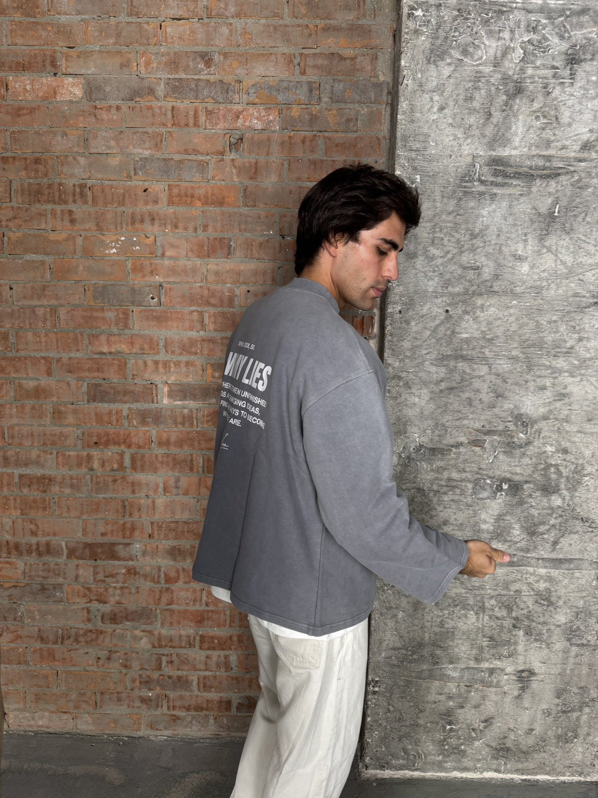 PIU DARK NAVY CREWNECK